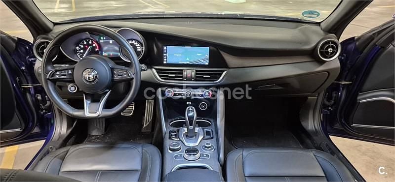 Azul Usado 2023 Alfa Romeo Giulia Veloce Berlina | 39.800 € (Super precio) - Imagen 1/4