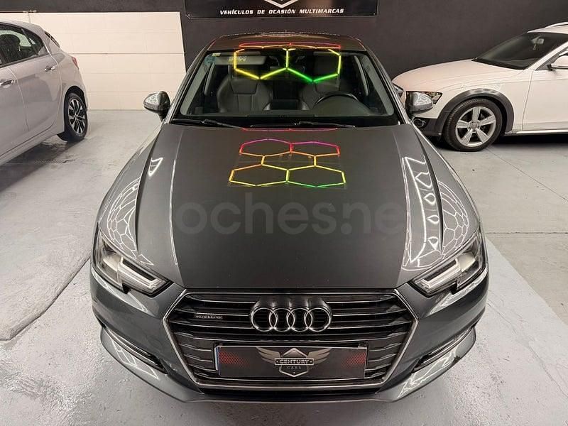 Usado Audi A4 Design 218 CV (160 kW) 2017 Gris / plata Berlina