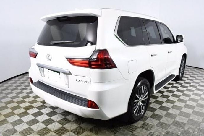 Usado Lexus LX570 Luxury Line 384 CV (282 kW) 2017 Blanco SUV
