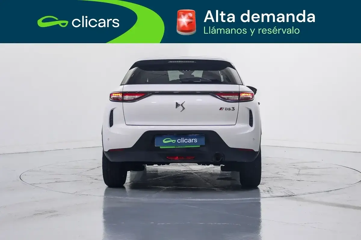 Usado DS Automobiles DS3 Crossback Performance 100 CV (73 kW) 2021 Blanco SUV