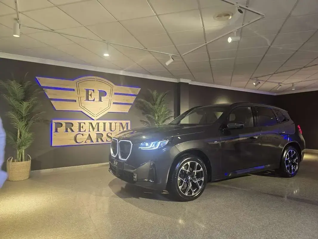 Usado BMW X3 M Sport 197 CV (144 kW) 2025 Gris SUV