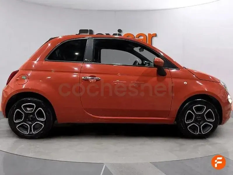 Usado Fiat 500C Club 70 CV (51 kW) 2023 Naranja Descapotable