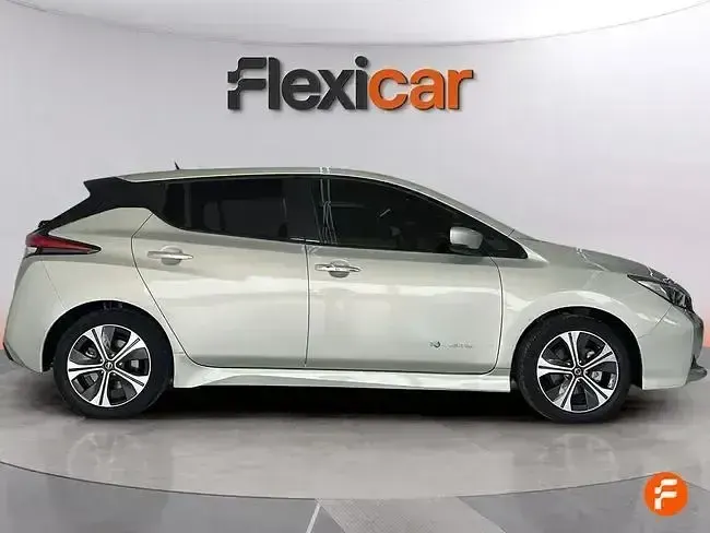 Usado Nissan Leaf N-Connecta 110 kW (150 CV) 2018 Beige Utilitario