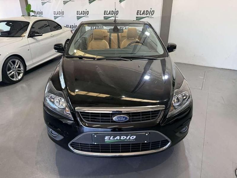 Usado Ford Focus Cabriolet Titanium 136 CV (100 kW) 2011 Negro Descapotable