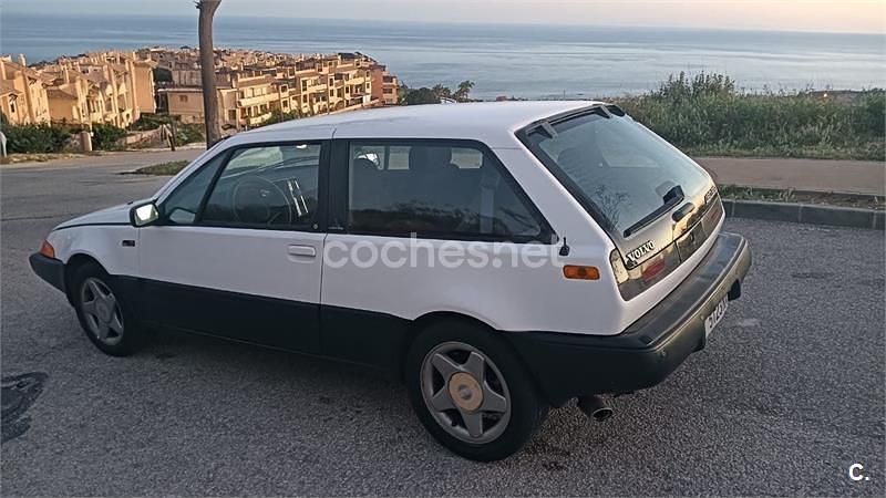 Usado Volvo 480 109 CV (80 kW) 1992 Blanco Coupe
