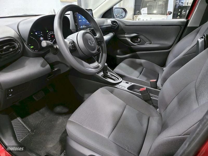 Nuevo Mazda 2 Prime-Line 116 CV (85 kW) 2025 Rojo Berlina