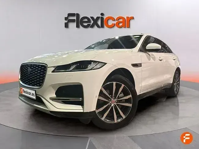 Usado Jaguar F-Pace R-Dynamic 163 HP (119 kW) 2021 Branco SUV