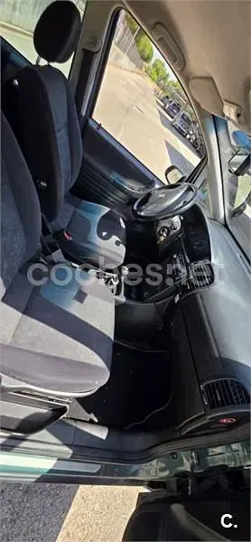 Usado Opel Zafira Elegance 125 CV (91 kW) 2002 Verde Monovolumen