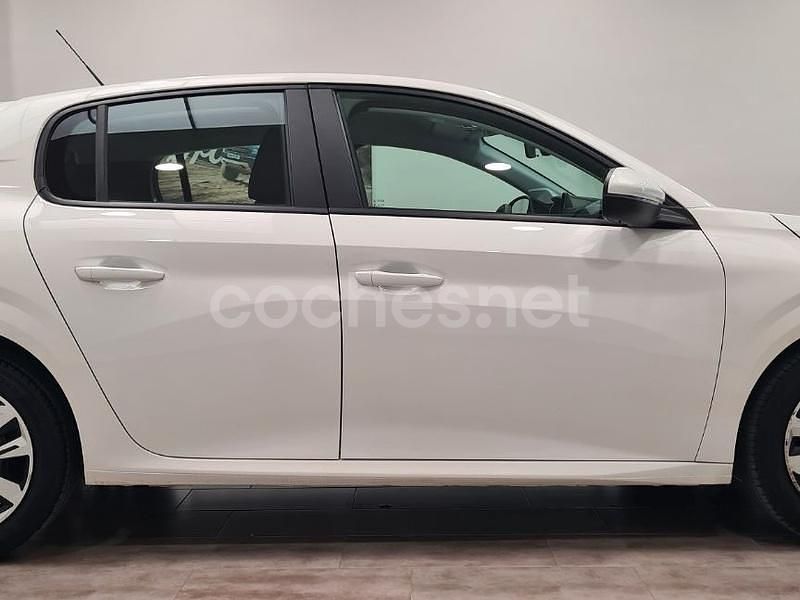 Usado Peugeot 208 Active 75 CV (55 kW) 2020 Blanco Utilitario