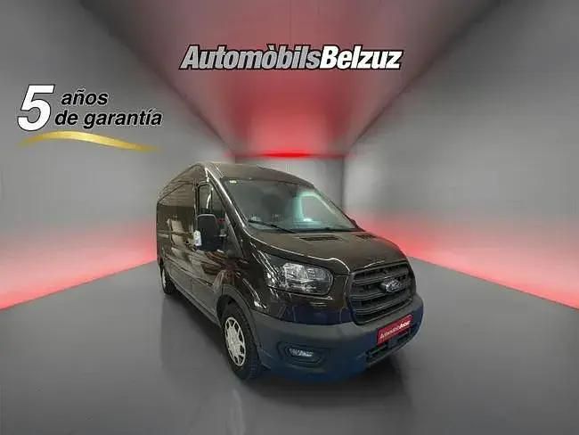 Käytetty Ford Transit Trend 130 HP (95 kW) 2022 Musta Sedan