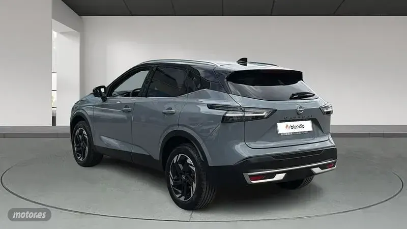 Usado Nissan Qashqai N-Connecta 140 CV (102 kW) 2024 Gris SUV