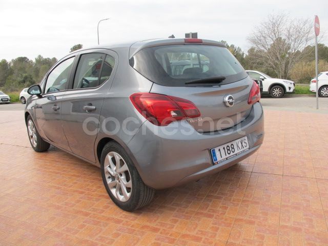 Usado Opel Corsa 90 HP (66 kW) 2019 Cinzento Sedan