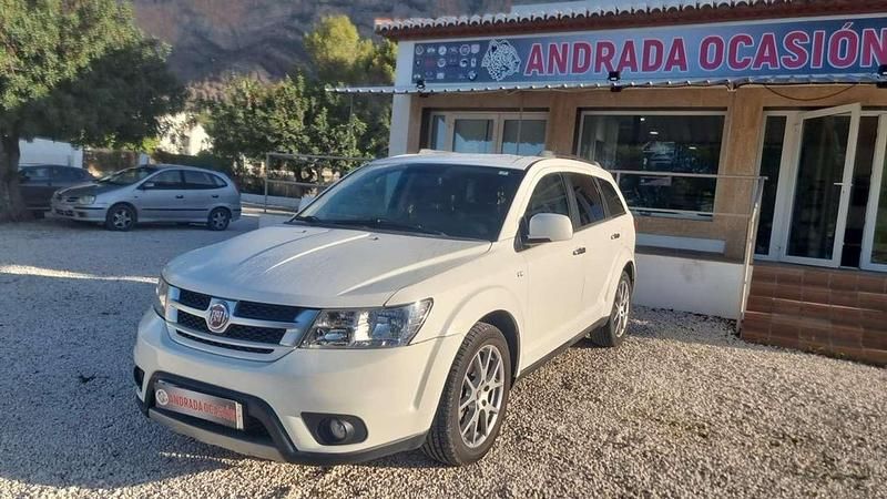 Blanco Usado 2012 Fiat Freemont Lounge SUV | 11.900 € (Precio justo) - Imagen 1/4