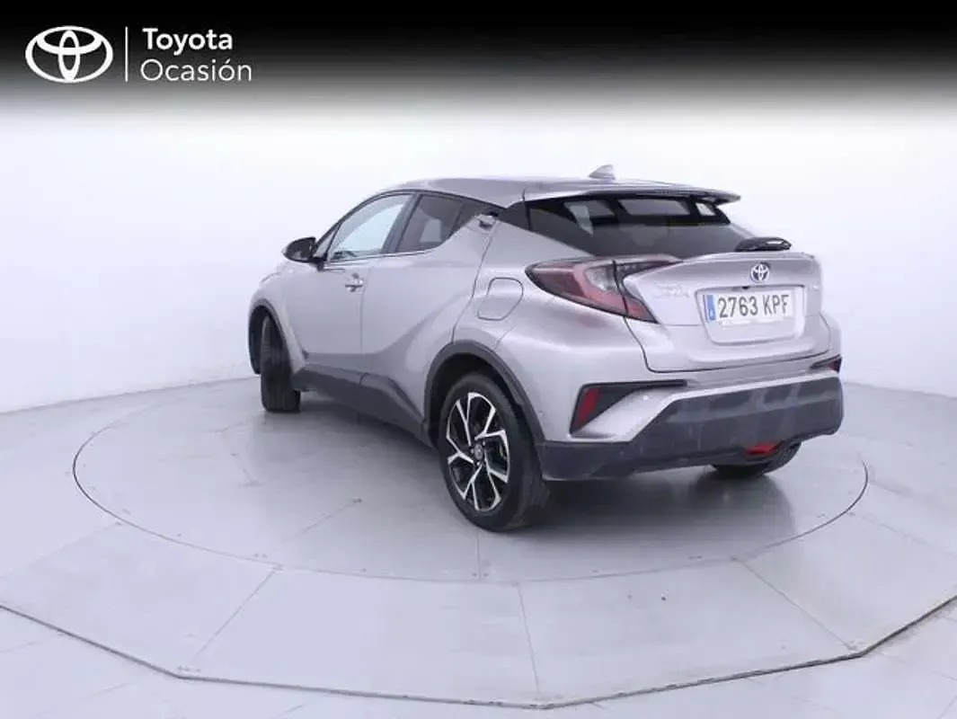Usado Toyota C-HR Advance 122 CV (89 kW) 2018 Gris SUV