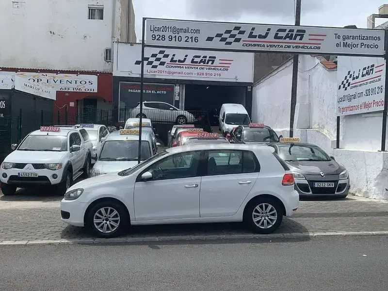 Usado VW Golf VI 90 CV (66 kW) 2011 Blanco Utilitario