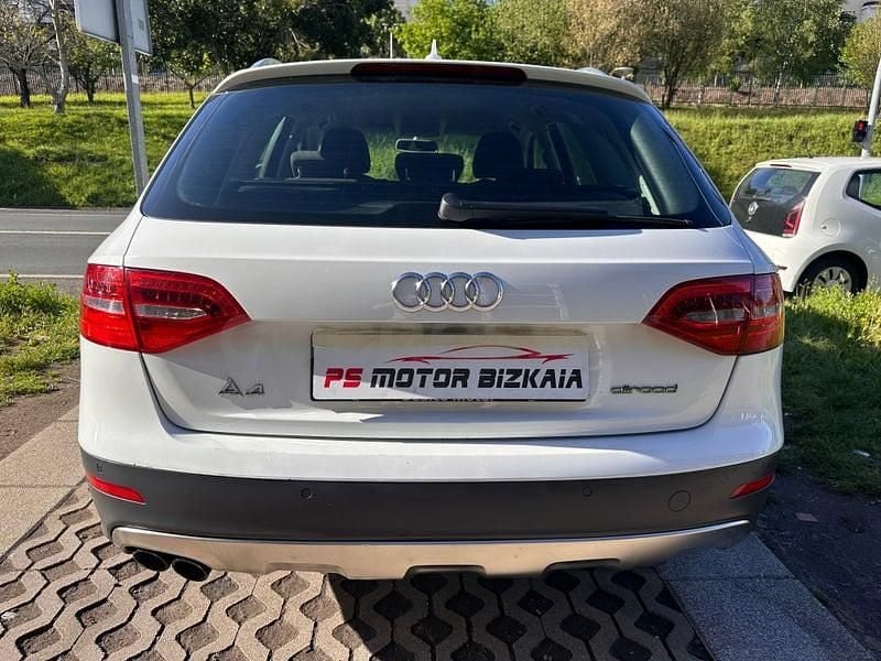 Usado Audi A4 Allroad 177 CV (130 kW) 2013 Blanco Familiar
