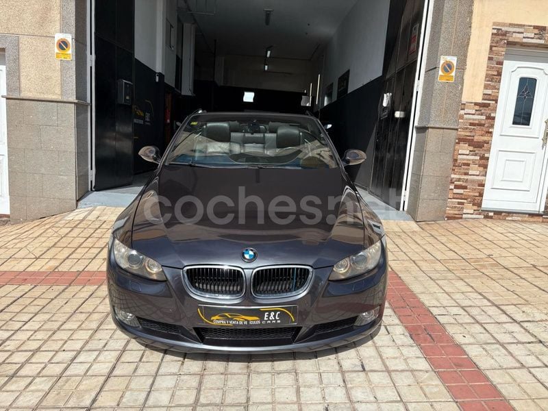 Gris / plata Usado 2008 BMW 320 Cabriolet Descapotable | 10.999 € (Precio justo) - Imagen 1/4