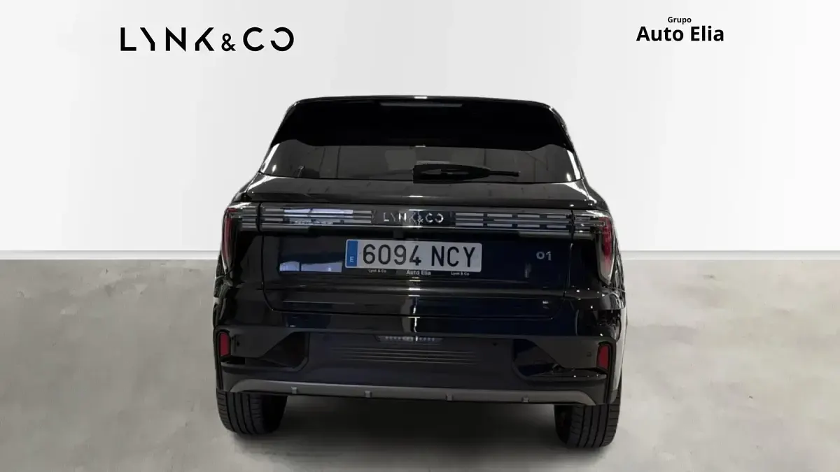 Usado Lynk & Co 01 279 CV (205 kW) 2025 Negro SUV