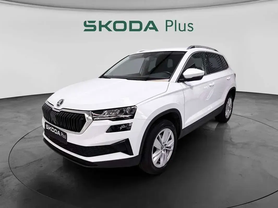 Usado Skoda Karoq Ambition 116 CV (85 kW) 2022 Blanco SUV