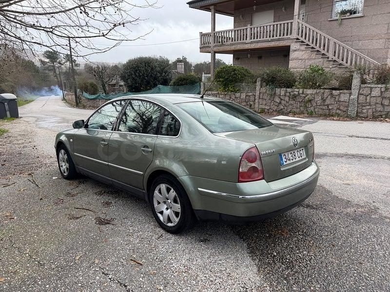 Begagnad VW Passat Highline 180 HK (132 kW) 2004 Grön Sedan