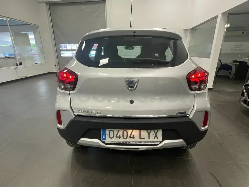 Usado Dacia Spring Comfort Plus 33 kW (45 CV) 2022 Eléctrico Utilitario