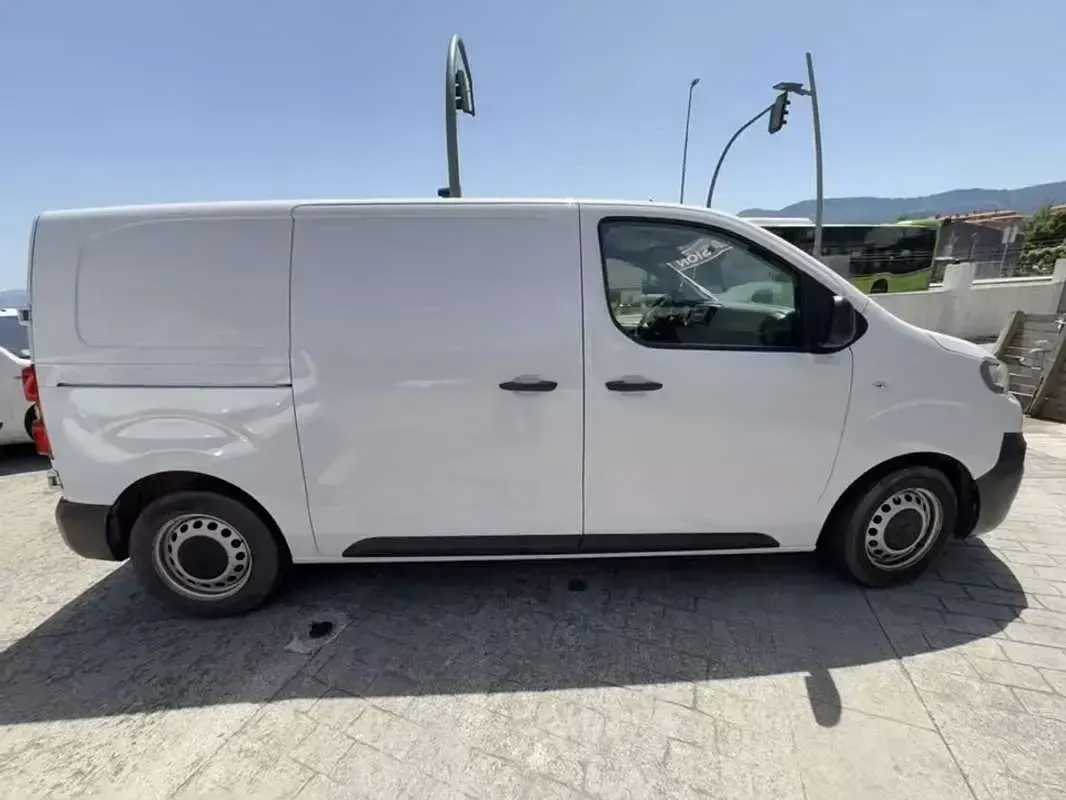 Usado Peugeot Expert S 102 CV (75 kW) 2022 Blanco Van