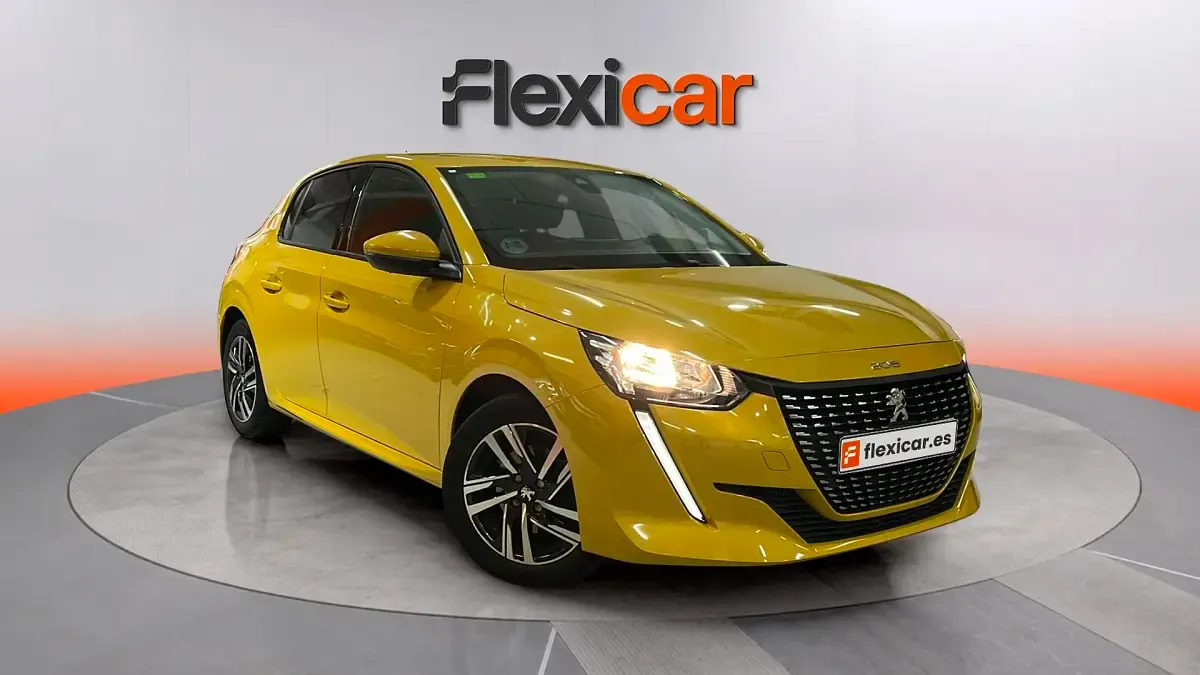 Usado Peugeot 208 Allure 101 CV (74 kW) 2020 Utilitario