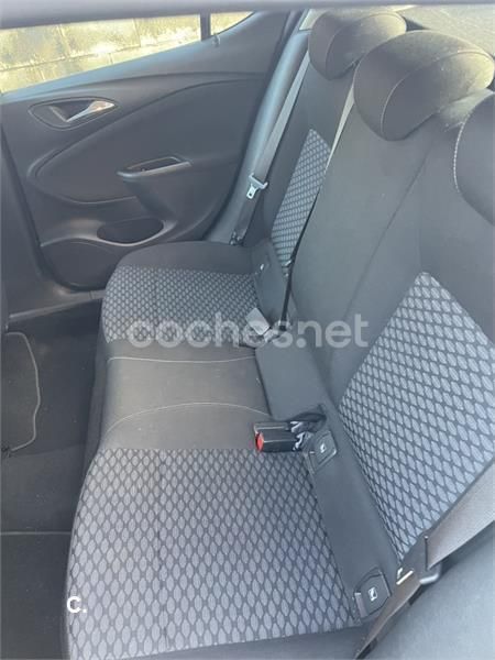 Blanco Usado 2017 Opel Astra Business Berlina | 4750 € - Imagen 1/4