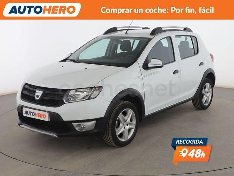 Usado Dacia Sandero Stepway 90 CV (66 kW) 2016 Blanco Berlina