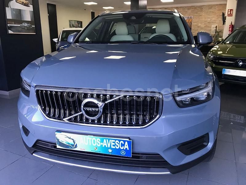 Usado Volvo XC40 Plus 262 CV (192 kW) 2022 Gris / plata SUV