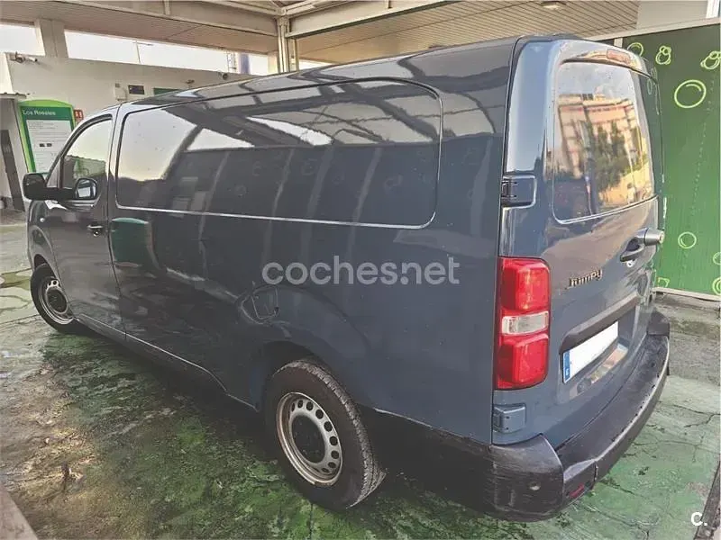Usado Citroën Jumpy 180 CV (132 kW) 2024 Azul Monovolumen
