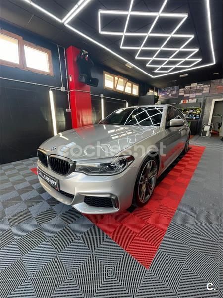 Gris / plata Usado 2018 BMW M550 Berlina | 37.990 € - Imagen 1/4