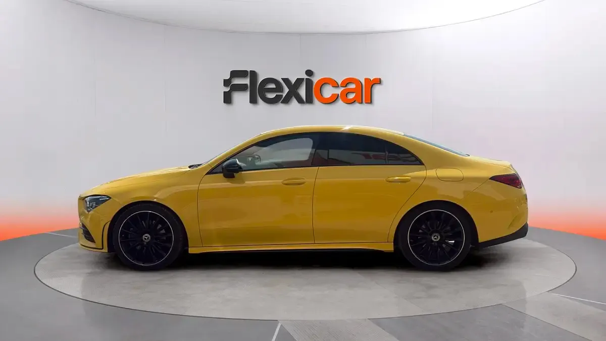 Usado Mercedes CLA200 150 CV (110 kW) 2019 Amarillo Coupe