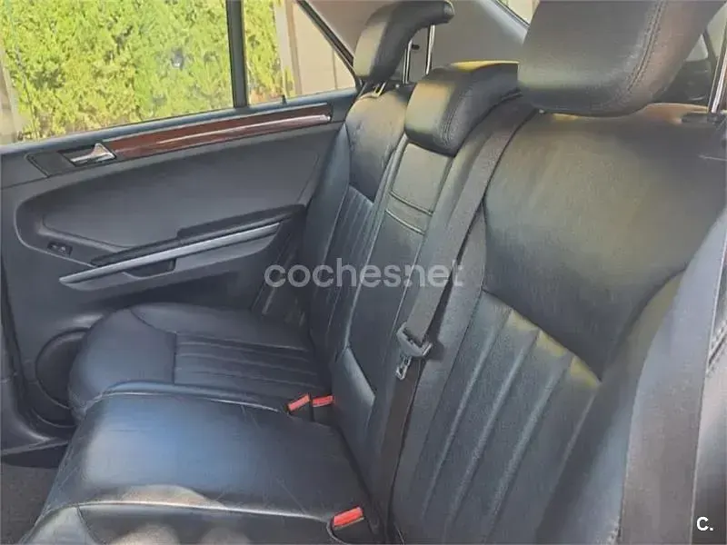 Usado Mercedes ML320 224 CV (164 kW) 2006 Negro SUV