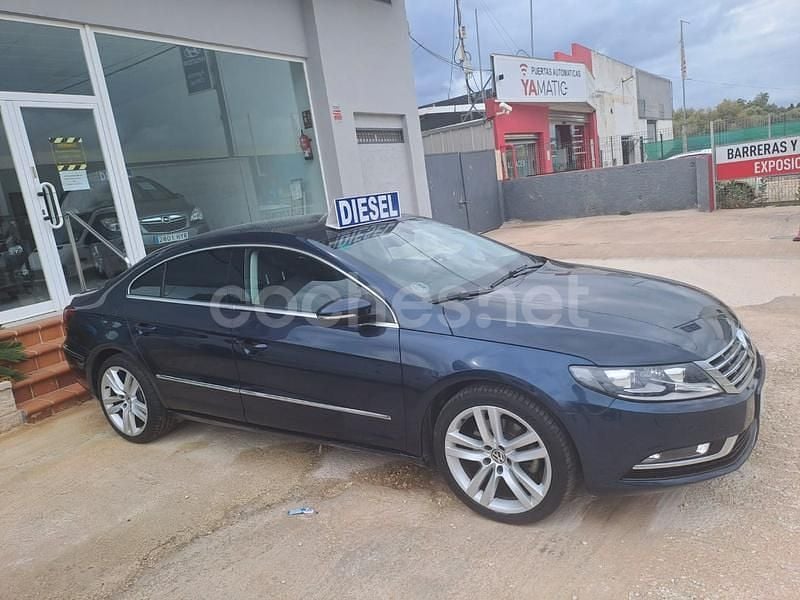 Usado VW CC 140 CV (102 kW) 2014 Azul Berlina