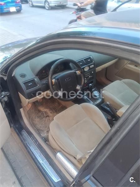Negro Usado 2004 Ford Mondeo Ghia Berlina | 2000 € (Buen precio) - Imagen 1/4