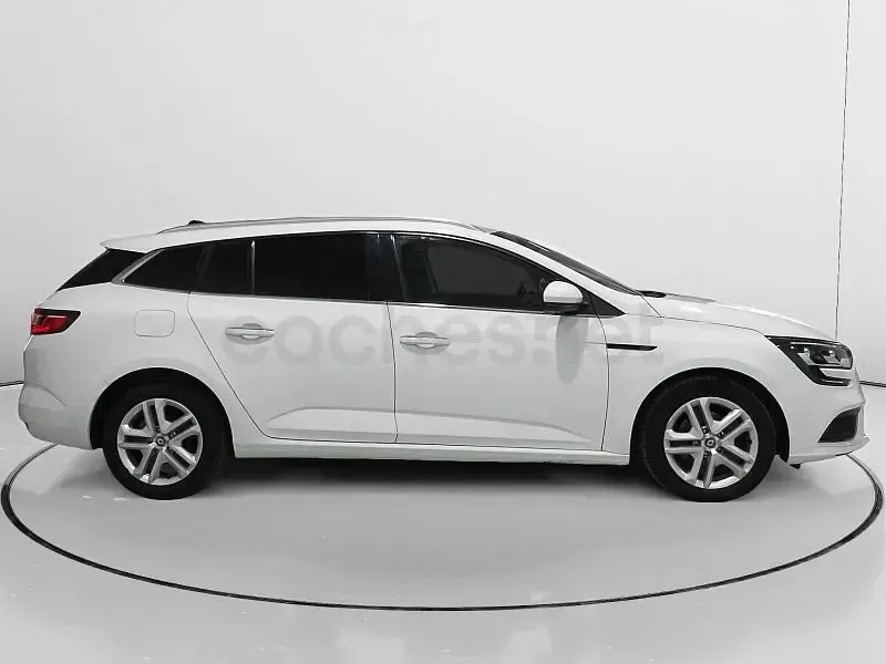 Usado Renault Mégane GrandTour Business 115 CV (84 kW) 2020 Blanco Familiar