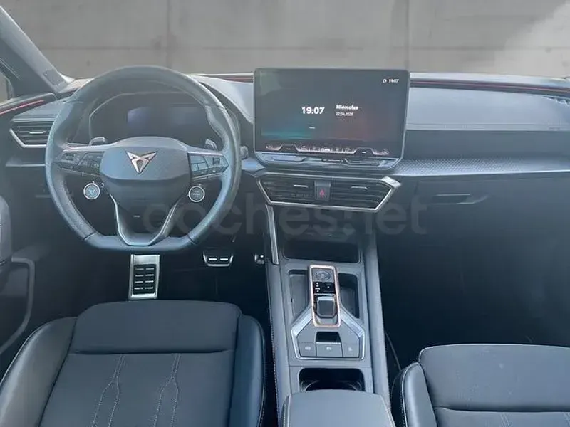Usado Cupra Leon 150 CV (110 kW) 2024 Azul Berlina