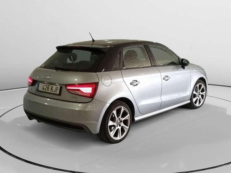 Usado Audi A1 95 CV (69 kW) 2018 Gris Utilitario