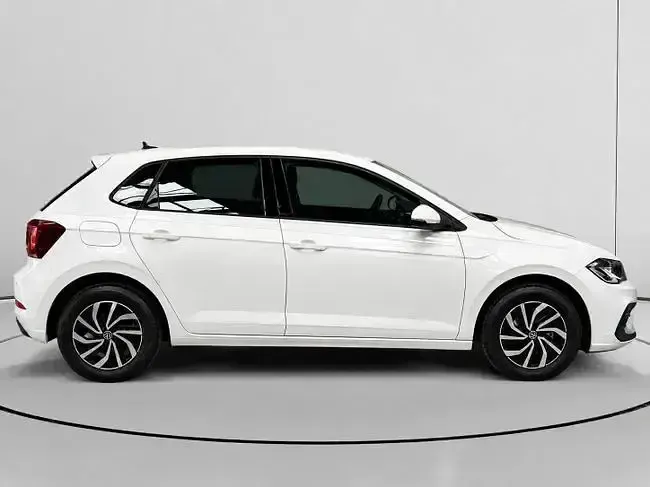 Usado VW Polo Life 95 CV (69 kW) 2023 Blanco Utilitario