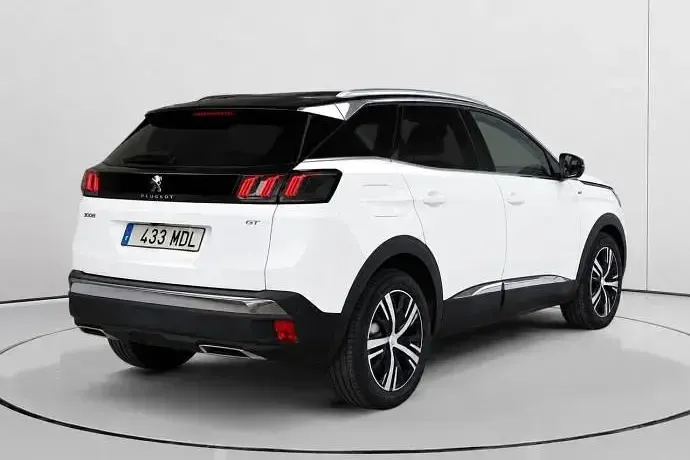 Usado Peugeot 3008 GT 130 CV (95 kW) 2023 SUV