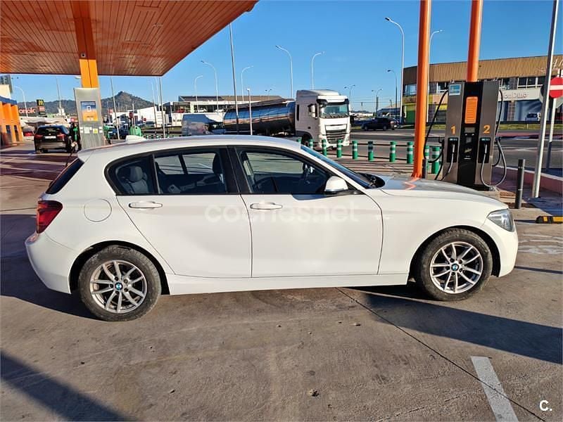 Usado BMW 116 116 CV (85 kW) 2015 Blanco Utilitario