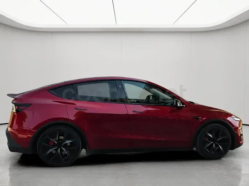 Usado Tesla Model Y Performance 392 kW (534 CV) 2025 Eléctrico SUV