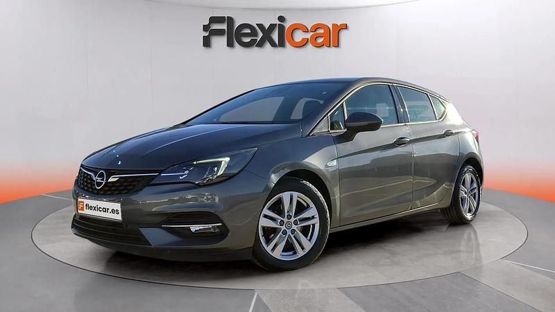 Usado Opel Astra GS Line 131 CV (96 kW) 2020 Gris Berlina