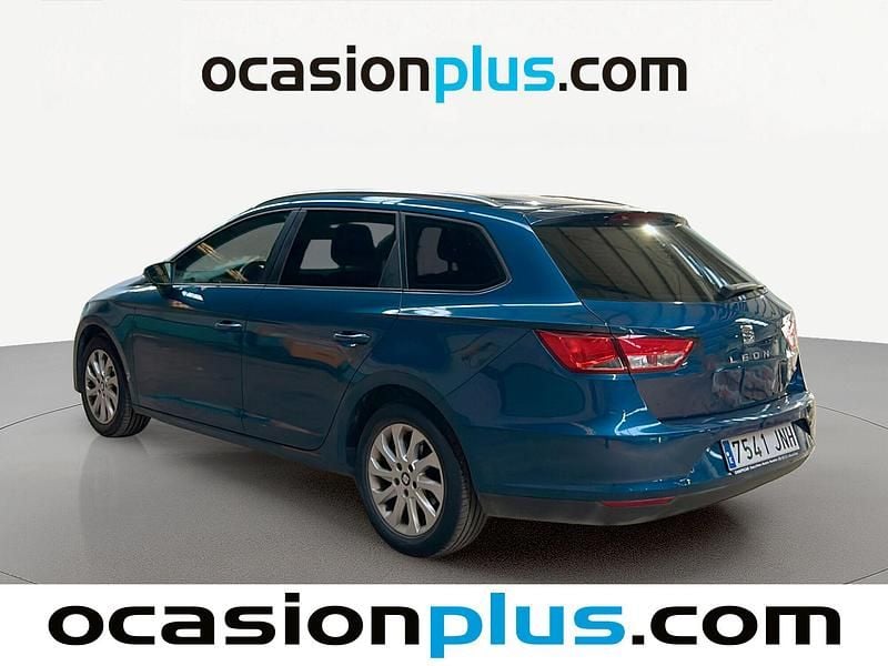 Usado Seat Leon Style 110 CV (80 kW) 2016 Azul Berlina