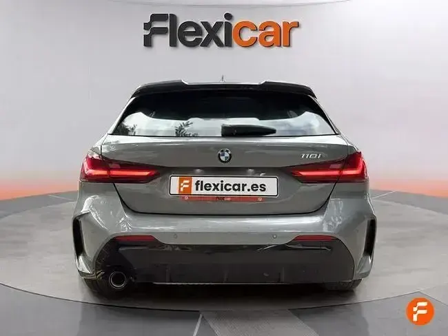 Usado BMW 118 136 CV (100 kW) 2024 Gris Utilitario