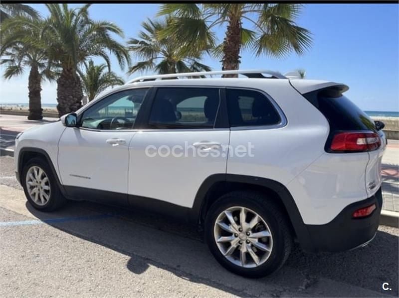 Usado Jeep Cherokee Limited 170 CV (125 kW) 2014 Blanco SUV