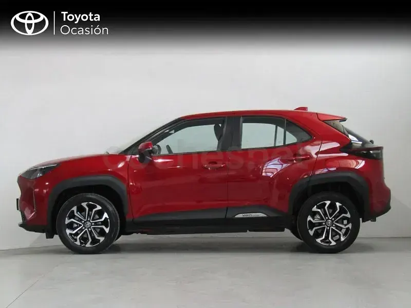 Occasion Toyota Yaris Cross Active 116 PK (85 kW) 2023 Rood SUV
