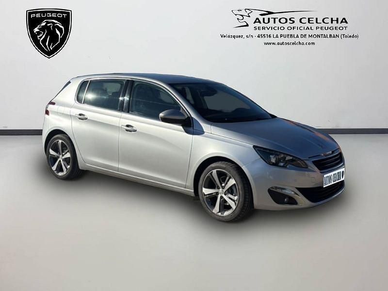 Usado Peugeot 308 Allure 120 CV (88 kW) 2017 Gris