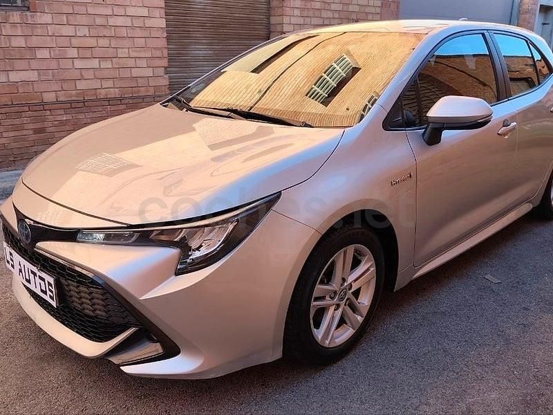 Usado Toyota Corolla Active 122 CV (89 kW) 2022 Gris / plata Berlina